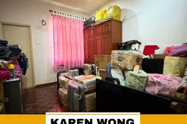 Bandar Laguna Merbok