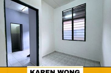 TAMAN DESA ENGGANG NEAR LAGENDA HEIGHTS 1 Storey Terrace House for Sale