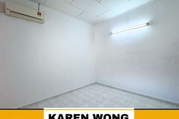 TAMAN DESA ENGGANG NEAR LAGENDA HEIGHTS 1 Storey Terrace House for Sale