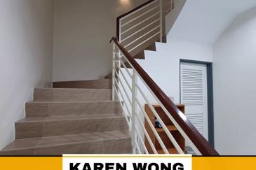 FACING PADANG TAMAN DESA PUTERI NEAR SRI WANG RENOVATED House for Sale