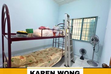 FULLY EXTENDED RENOVATED BANDAR PUTERI JAYA 1 Storey Terrace for Sale