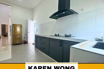 PARTLY FURNISHED WESTFIELD YARRA PARK 1 Storey SEMi DETACHED for Sale