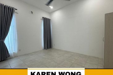 PARTLY FURNISHED WESTFIELD YARRA PARK 1 Storey SEMi DETACHED for Sale