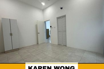 PARTLY FURNISHED WESTFIELD YARRA PARK 1 Storey SEMI DETACHED for RENT