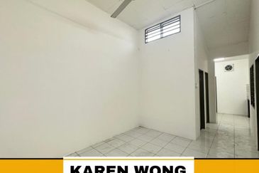 FULLY EXTENDED TAMAN PERMAI NEAR PADANG TEMUSU 1 Storey Terrace for Rent