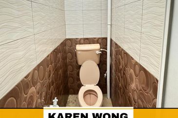 FULLY EXTENDED TAMAN PERMAI NEAR PADANG TEMUSU 1 Storey Terrace for Rent