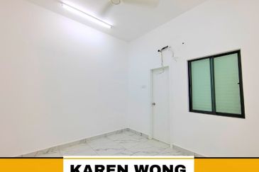 ENDLOT OPEN FACING BIGGER LAND SIZE SENNI BUKIT BANYAN for Sale