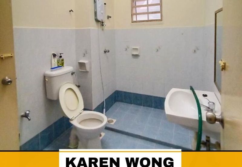 Bandar Laguna Merbok