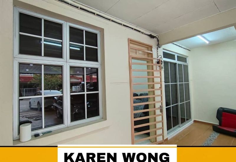 Bandar Laguna Merbok