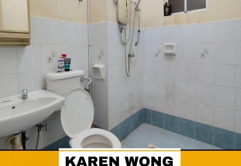 Bandar Laguna Merbok