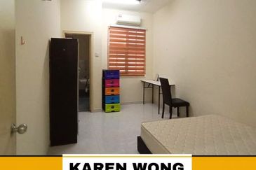 Bandar Laguna Merbok