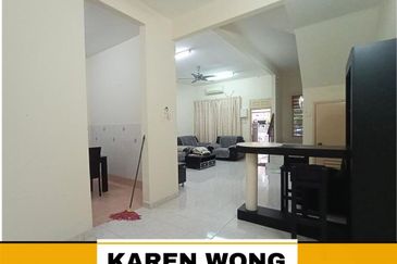 Bandar Laguna Merbok