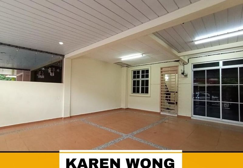 Bandar Laguna Merbok