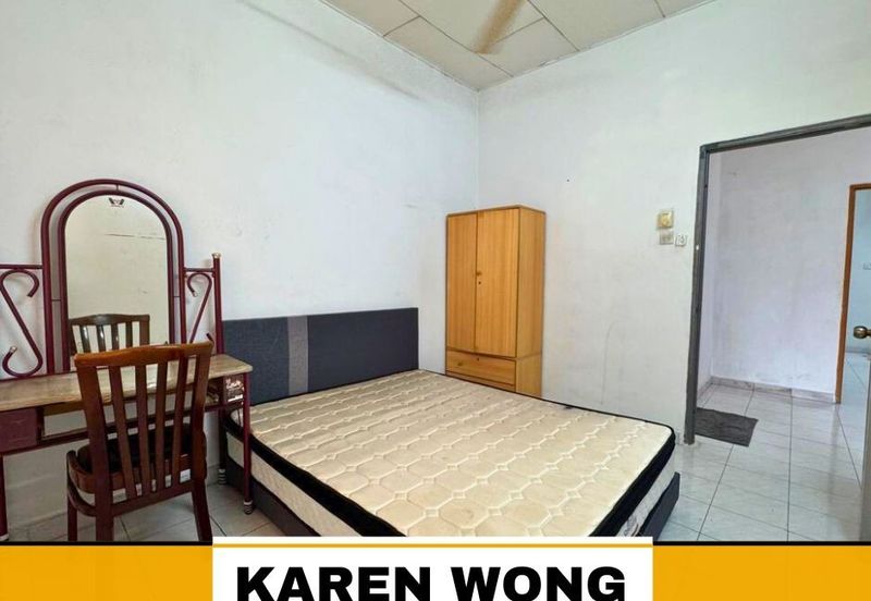 TAMAN KEMPAS PARTLY FURNISHED 2 Storey Terrace House for RENT