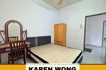 TAMAN KEMPAS PARTLY FURNISHED 2 Storey Terrace House for RENT