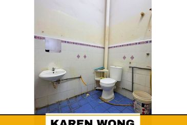 TAMAN KEMPAS PARTLY FURNISHED 2 Storey Terrace House for RENT