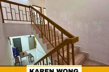 TAMAN KEMPAS PARTLY FURNISHED 2 Storey Terrace House for RENT