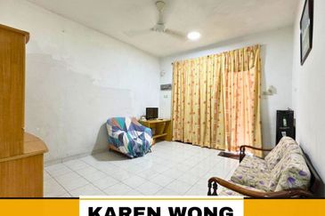 TAMAN KEMPAS PARTLY FURNISHED 2 Storey Terrace House for RENT