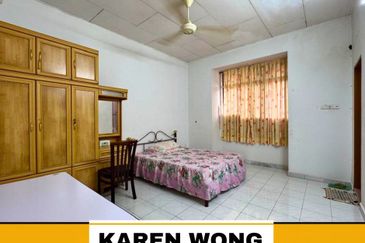 TAMAN KEMPAS PARTLY FURNISHED 2 Storey Terrace House for RENT