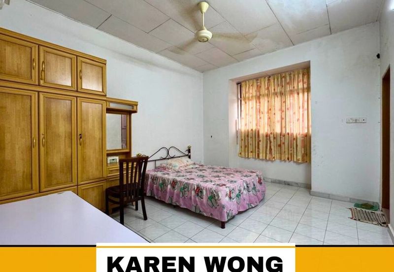 TAMAN KEMPAS PARTLY FURNISHED 2 Storey Terrace House for RENT