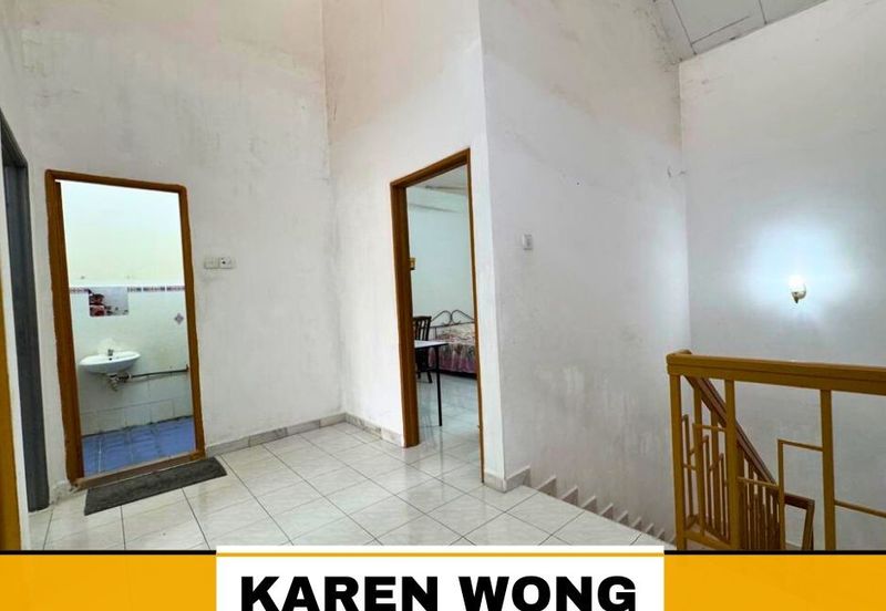TAMAN KEMPAS PARTLY FURNISHED 2 Storey Terrace House for RENT