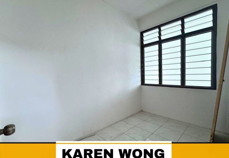CORNER LOT TAMAN SERI GEDONG Near Taman Sejati RENOVATED 1 Storey Terrace House for Sale