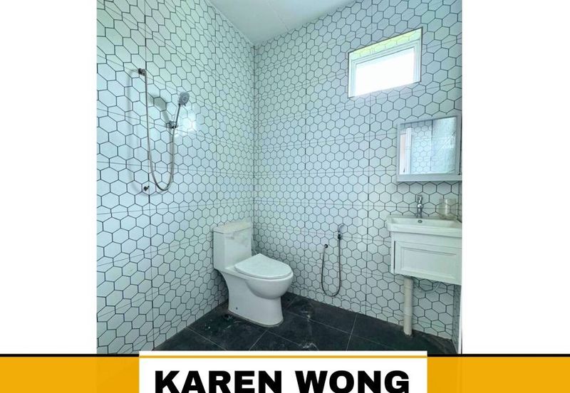 CORNER LOT TAMAN SERI GEDONG Near Taman Sejati RENOVATED 1 Storey Terrace House for Sale