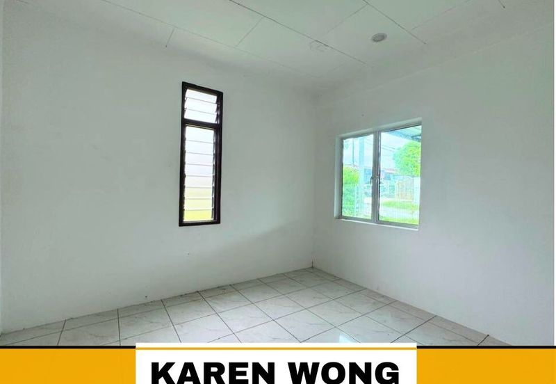 CORNER LOT TAMAN SERI GEDONG Near Taman Sejati RENOVATED 1 Storey Terrace House for Sale