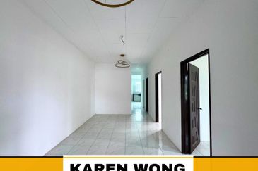 CORNER LOT TAMAN SERI GEDONG Near Taman Sejati RENOVATED 1 Storey Terrace House for Sale