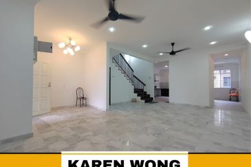 EXTENDED BALCONY BANDAR LAGUNA MERBOK 2 Storey Terrace for Sale