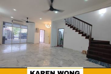 EXTENDED BALCONY BANDAR LAGUNA MERBOK 2 Storey Terrace for Sale