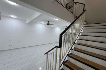 SALVIA, BUKIT BANYAN