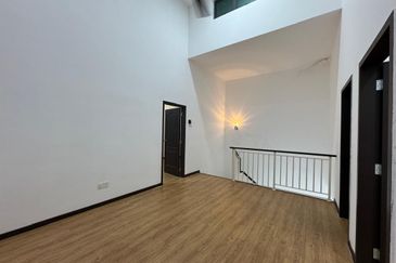 SALVIA, BUKIT BANYAN