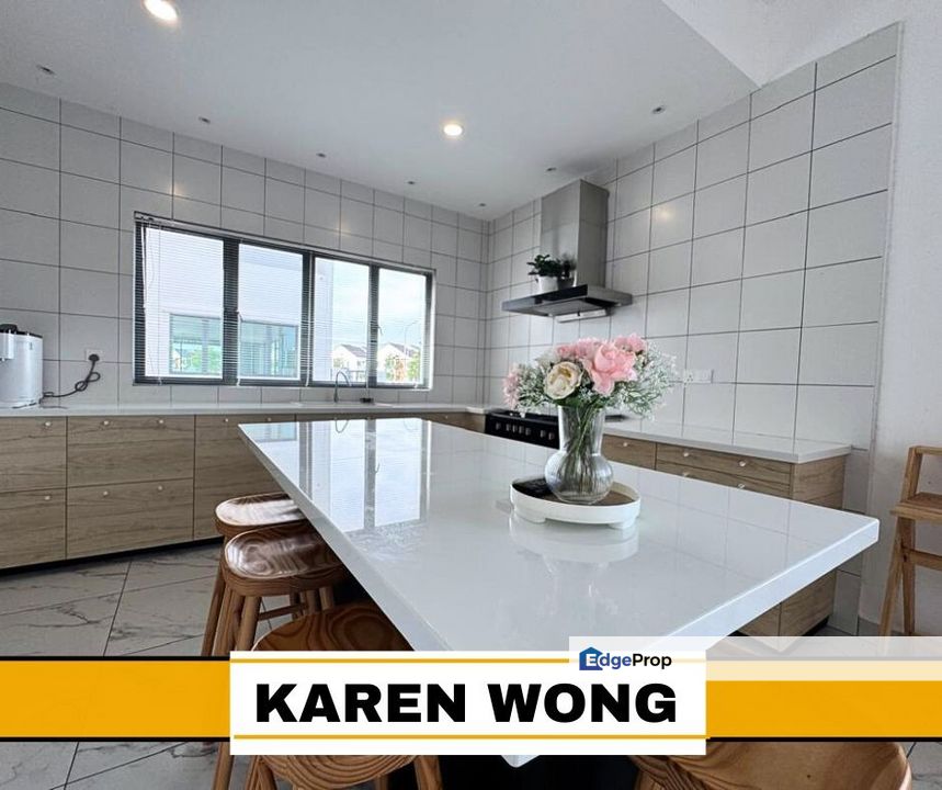 ENDLOT EXTRA LAND NEAR PLAYGROUND RENOVATED SENNI BUKIT BANYAN for Sale, Kedah, Sungai Petani