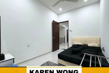 RENOVATED & PARTLY FURNISHED SP SAUJANA 2 Storey Terrace House for RENT