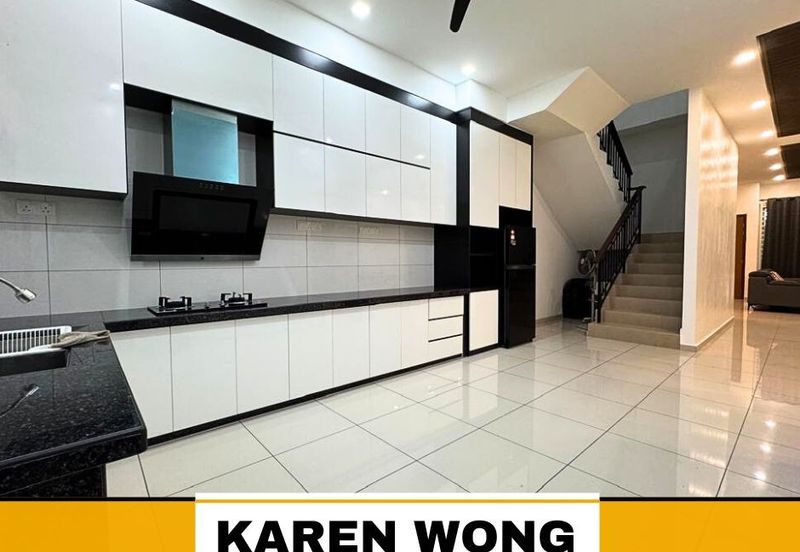 RENOVATED & PARTLY FURNISHED SP SAUJANA 2 Storey Terrace House for RENT