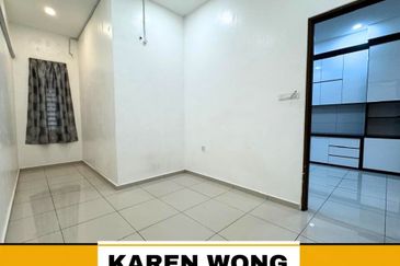 RENOVATED & PARTLY FURNISHED SP SAUJANA 2 Storey Terrace House for RENT