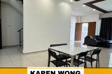 RENOVATED & PARTLY FURNISHED SP SAUJANA 2 Storey Terrace House for RENT