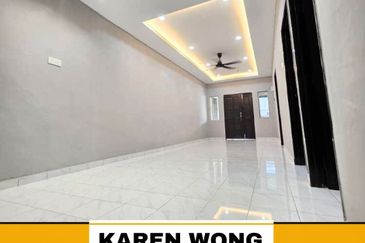 FULLY RENOVATED TAMAN DESA AMAN BIG LAND SIZE 1 Storey Terrace for Sale