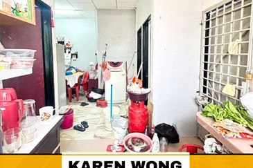 SELL BELOW MARKET VALUE TAMAN KELISA RIA 1 Storey Terrace for Sale