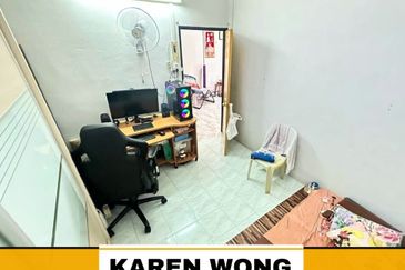 SELL BELOW MARKET VALUE TAMAN KELISA RIA 1 Storey Terrace for Sale