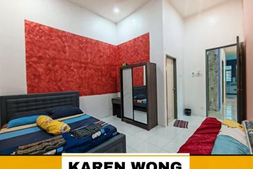 CORNER LOT FULLY FURNISHED BANDAR PUTERI HILL PARK House for RENT