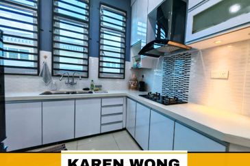 CORNER LOT FULLY FURNISHED BANDAR PUTERI HILL PARK House for RENT