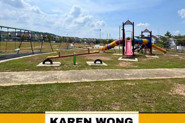 OPEN FACING UNDER VALUE GATED GUARDED PRIMA RESIDENSI UTAMA 2 Storey Terrace House for Sale