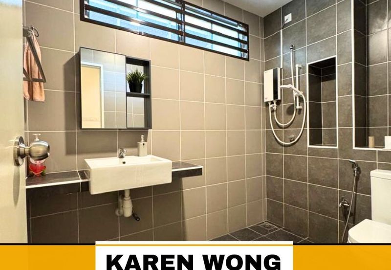 FACING PLAYGROUND WESTFIELD YARRA PARK 2 Storey SEMI DETACHED for Sale