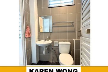 FACING PLAYGROUND WESTFIELD YARRA PARK 2 Storey SEMI DETACHED for Sale