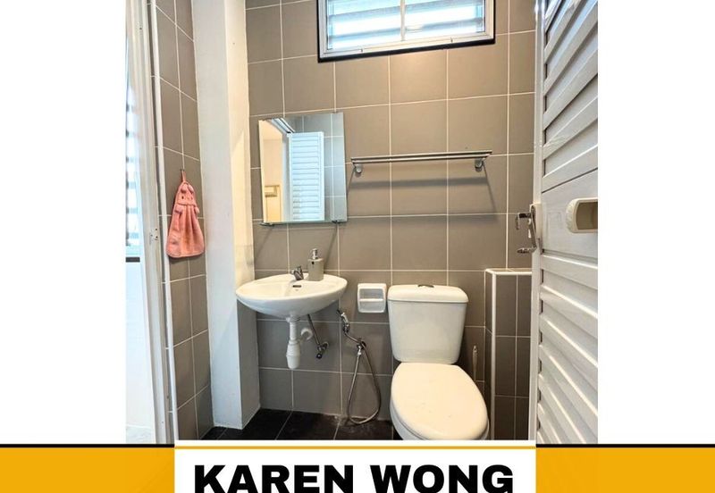 FACING PLAYGROUND WESTFIELD YARRA PARK 2 Storey SEMI DETACHED for Sale