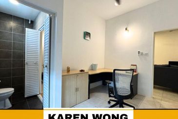 FACING PLAYGROUND WESTFIELD YARRA PARK 2 Storey SEMI DETACHED for Sale