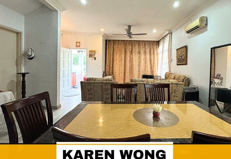 Bandar Laguna Merbok