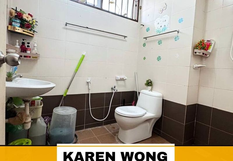 LONG PORCH NEAR CMART PERMATA HILL PARK 2.5 Storey Terrace House for Sale